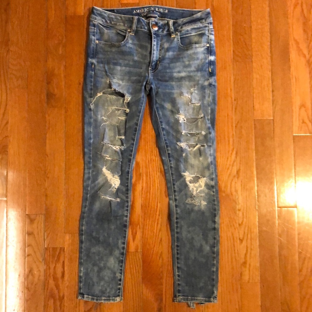 Destroyed Jeans
